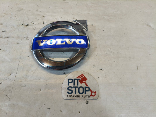 31214623 LOGO STEMMA EMBLEMA PARAURTI ANTERIORE VOLVO XC70 S60 2007-2016 10G