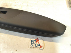 4K0867372 BRACCIOLO IN PELLE PANNELLO PORTA POSTERIORE DESTRO AUDI A6 C8 2018-2025 51