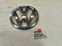 7P6853601 LOGO STEMMA EMBLEMA PARAURTI ANTERIORE VOLKSWAGEN TOUAREG 2° SERIE SHARAN 7N 10G