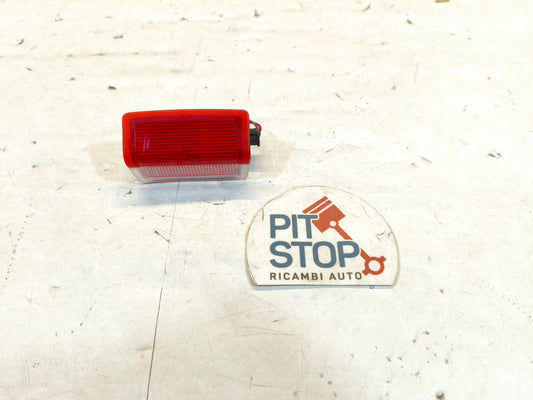 A0008202503 LUCE SOTTOPORTA ANTERIORE MERCEDES CLASSE A W177 CLASSE C W205 10G