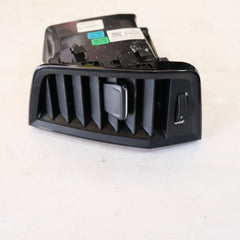 57A819701A BOCCHETTA ARIA AERAZIONE DX SKODA KAROQ (NU) 2.0 TDI 16V 2023 10S