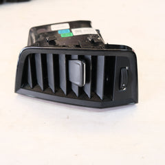 57A819701A BOCCHETTA ARIA AERAZIONE DX SKODA KAROQ (NU) 2.0 TDI 16V 2023 10S