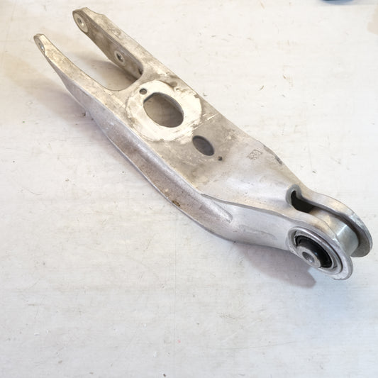 80a505311b BRACCIO OSCILLANTE INF. SOSP. POST. DX AUDI Q5 (20) FYG 2.0 TDI 2017> 10g