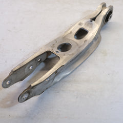 8W0505311H BRACCIO OSCILLANTE INF. SOSP. POST. DX AUDI A4 (16-19) (19) 10G