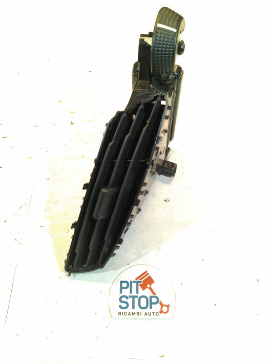 BOCCHETTA ARIA CONOSOLE CENTRALE DESTRA FORD FOCUS/C-MAX 2015-2018 12S