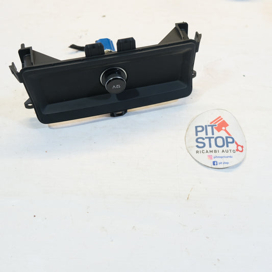 4K0863440A ACCENDISIGARI POSTERIORE TUNNEL CENTRALE AUDI A6 C8 2018> 10gk