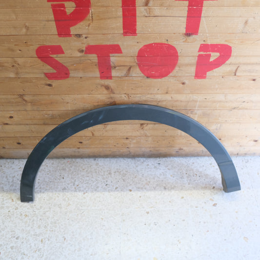 MODANATURA ARCO RUOTA POSTERIORE DESTRO AUDI Q3 2019> BX51