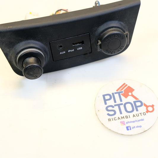 96120-2R000 PORTA INGRESSO USB AUX HYUNDAI I30 1.6 D 2008/2011 10G