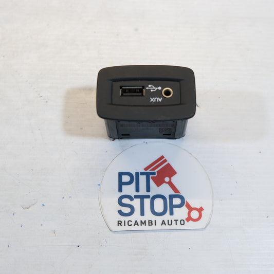 280230006R PRESA AUX/USB PER RENAULT Scenic X MOD (09>) 10g