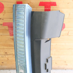 4M8864483A RIVESTIMENTO POSTERIORE BATTIVALIGIA BATTICOFANO AUDI Q8 2018> bx51