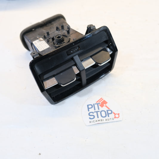 83a819203 BOCCHETTA ARIA AREAZIONE POSTERIORE AUDI Q3 F3B 2023 12S