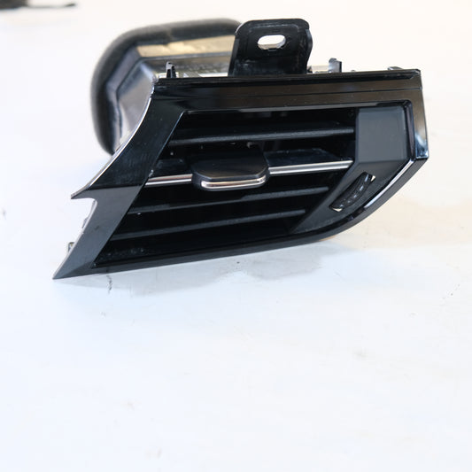 83B820901 BOCCHETTA ARIA CRUSCOTTO SX GUIDA AUDI Q3 Sportback Serie (F3N) (19>) 12S