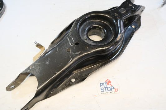 a2433522700 BRACCIO OSCILLANTE SOSP. POST. SX MERCEDES GLA H247 EQA H243 2019> 51s