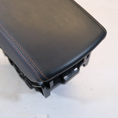 5fa858329 TUNNEL BRACCIOLO CENTRALE IN PELLE CUPRA FORMENTOR BX51