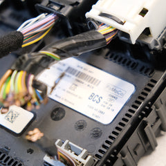 hu5t-15604-bcs SCATOLA PORTA FUSIBILI FORD EcoSport Serie 2019 M1JU benzina 998 12S