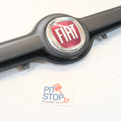 735520656 GRIGLIA CON LOGO MASCHERINA CENTRALE PARAURTI FIAT PANDA 12> 12G