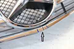 a2078880183 GRIGLIA PARAURTI ANTERIORE LOGO MERCEDES CLASSE C W204 2008 12G