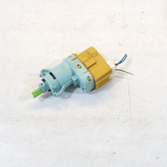 52092117  INTERRUTTORE LUCE FRENO FIAT Panda 312 319 (12>) 10s