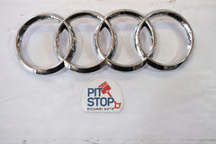 4KE853605 STEMMA FREGIO LOGO EMBLEMA PARAURTI ANTERIORE AUDI Q3 FJB 10g