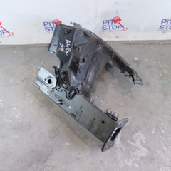 8W0805139TA 8W0803135B LONGHERONE PASSARUOTA SINISTRO AUDI A4 8W 2016> BXX51