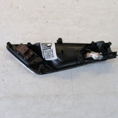 81A837019A MANIGLIA INTERNA PORTA ANTERIORE SINISTRA AUDI Q2 Q4 2016> 12G