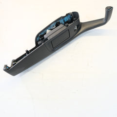 4m8867363 MANIGLIA INTERNA PANNELLO POSTERIORE DESTRO AUDI Q8 2018> BX51