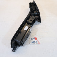 4m8959521a MANIGLIA PANNELLO PORTA POST. SX SINISTRA AUDI Q8 2018> BX51