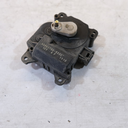 AE063700-8330 MOTORINO SCATOLA RISCALDAMENTO TOYOTA RAV 4 2003 12g