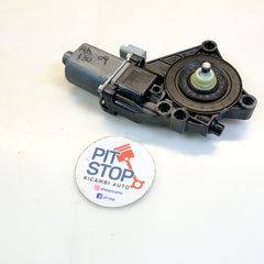 MOTORINO ALZACRISTALLO ANTERIORE DESTRO HYUNDAI i30 2007/2012 824602R000