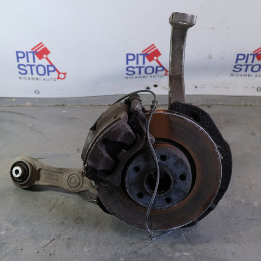 A2053340400 MOZZO MONTANTE FUSELLO ANTERIORE DESTRO MERCEDES CLASSE C 220 CDI W205 15 BX51