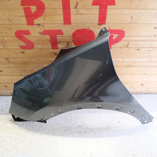 PARAFANGO ANTERIORE SINISTRO FORD PUMA 2019> BX51