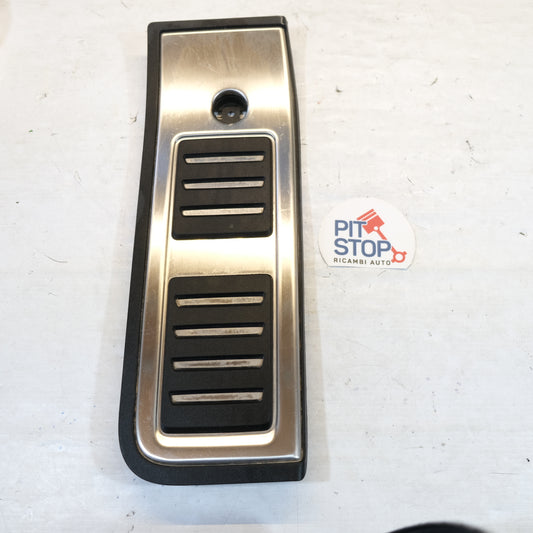 4k1964777a PLASTICA PEDANA INTERNA POGGIA PIEDE AUDI A4 10G