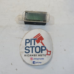4E0947415 LUCE LED INTERNA PANNELLO AUDI A4 Q5 Q8 Q4 10S