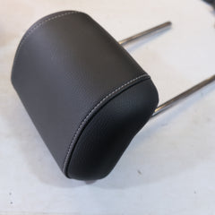 POGGIATESTA POSTERIORE IN PELLE NERA ESTERNO LATERALE SX DX OPEL ASTRA J 2009/2016 BX51