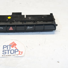 81a925301r PANNELLO DI CONTROLLO LUCI EMERGENZA 4 FRECCE AUDI Q2 2016> 10G
