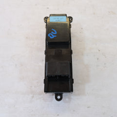 3799061M01000 PULSANTIERA ANTERIORE SINISTRA SUZUKI S-CROSS Serie 2015 10g