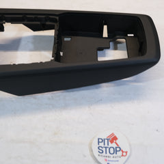 81B864261 CONSOLE RIVESTIMENTO TUNNEL LEVA CAMBIO MARCE AUDI Q2 2016> BX51