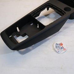 81B864261 CONSOLE RIVESTIMENTO TUNNEL LEVA CAMBIO MARCE AUDI Q2 2016> BX51