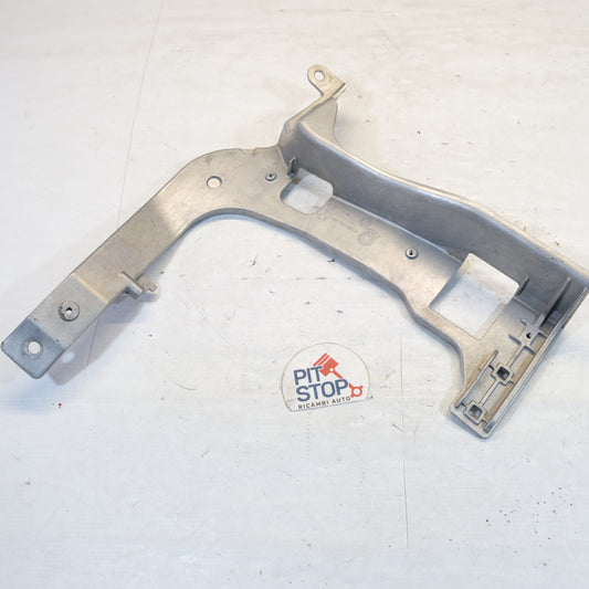 a1676270800 STAFFA SUPPORTO RADIATORI MERCEDES GLE GLS 2021 BX60