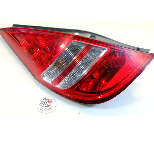 92401-2L0 STOP FANALE POSTERIORE SINISTRO LATO GUIDA HYUNDAI i30 berlina 2009