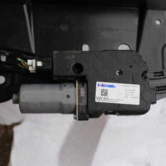 4M8877055A 4M8877056A 4M8877056A 4M8877049B TETTO APRIBILE AUDI Q8 2023 12S