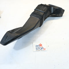 GX73-9A675-BB TUBO CONDOTTO AERAZIONE JAGUAR XF 2.0 TD (2017) 12G