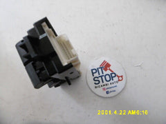 84040-33180 PULSANTIERA ANTERIORE SINISTRA GUIDA LEXUS GS300 910692