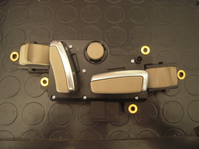 Pulsantiera Anteriore Destra - Audi A8 2è Serie Restyling (4e2) - Pit Stop Ricambi Auto