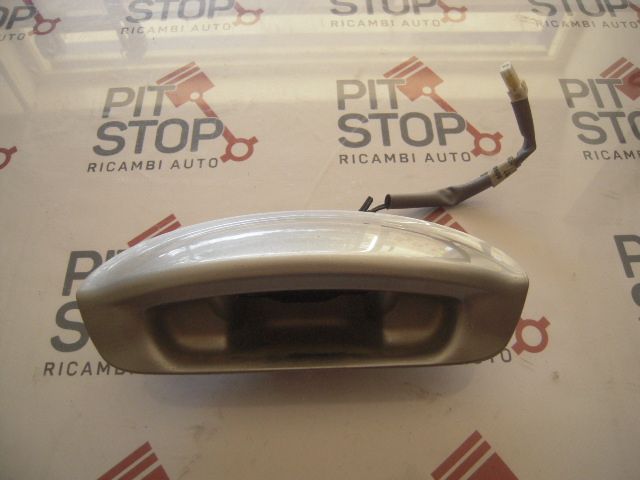 Maniglione posteriore con luci - Nissan Micra 5è Serie - Pit Stop Ricambi Auto