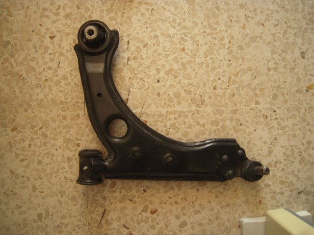 Braccio Oscillante Anteriore Sinistro - Fiat Stilo Berlina 5p - Pit Stop Ricambi Auto