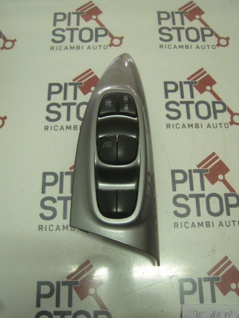 Pulsantiera Anteriore Sinistra - Nissan Juke 1è Serie - Pit Stop Ricambi Auto