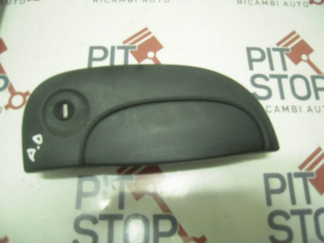 Maniglia esterna Anteriore Destra - Renault Kangoo 1è Serie - Pit Stop Ricambi Auto