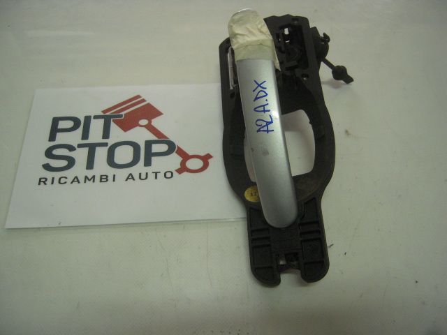 Maniglia esterna Anteriore Destra - Audi A2 Serie (8z0) (00>05) - Pit Stop Ricambi Auto