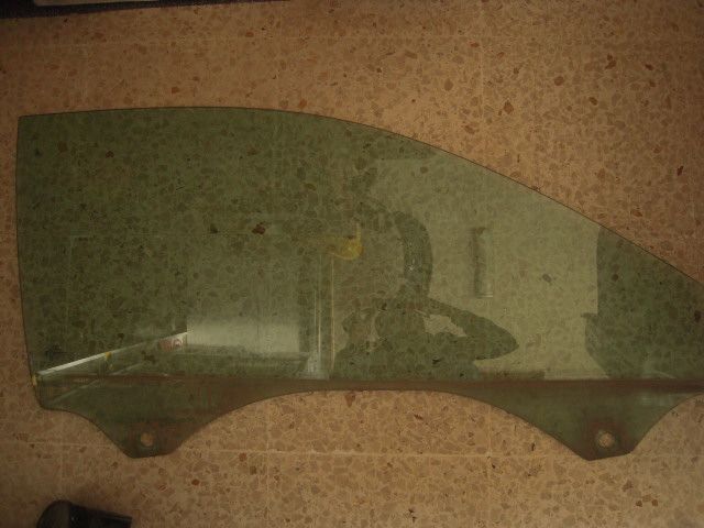 Vetro scendente anteriore destro - Audi A3 Serie (8p1) (03>05) - Pit Stop Ricambi Auto